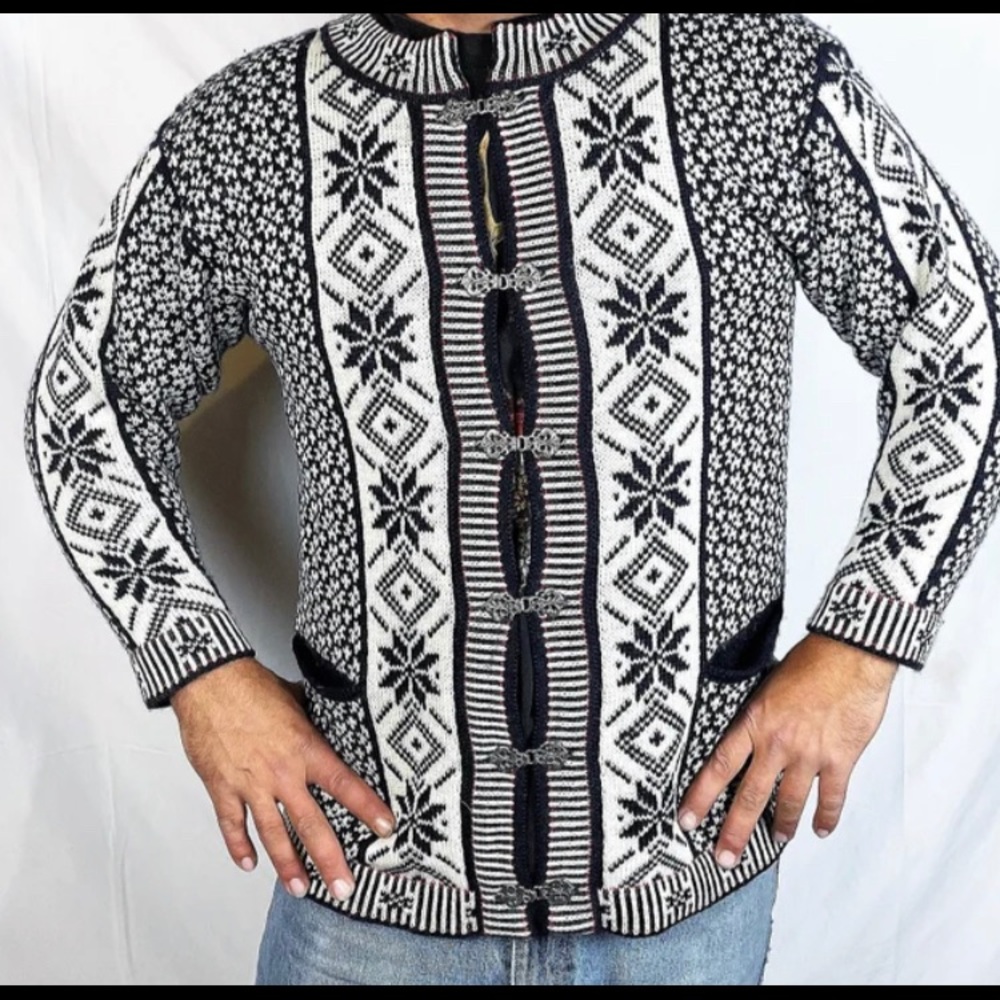 Vintage Virgin Wool Clasp Cardigan Sweater - Made in Norway